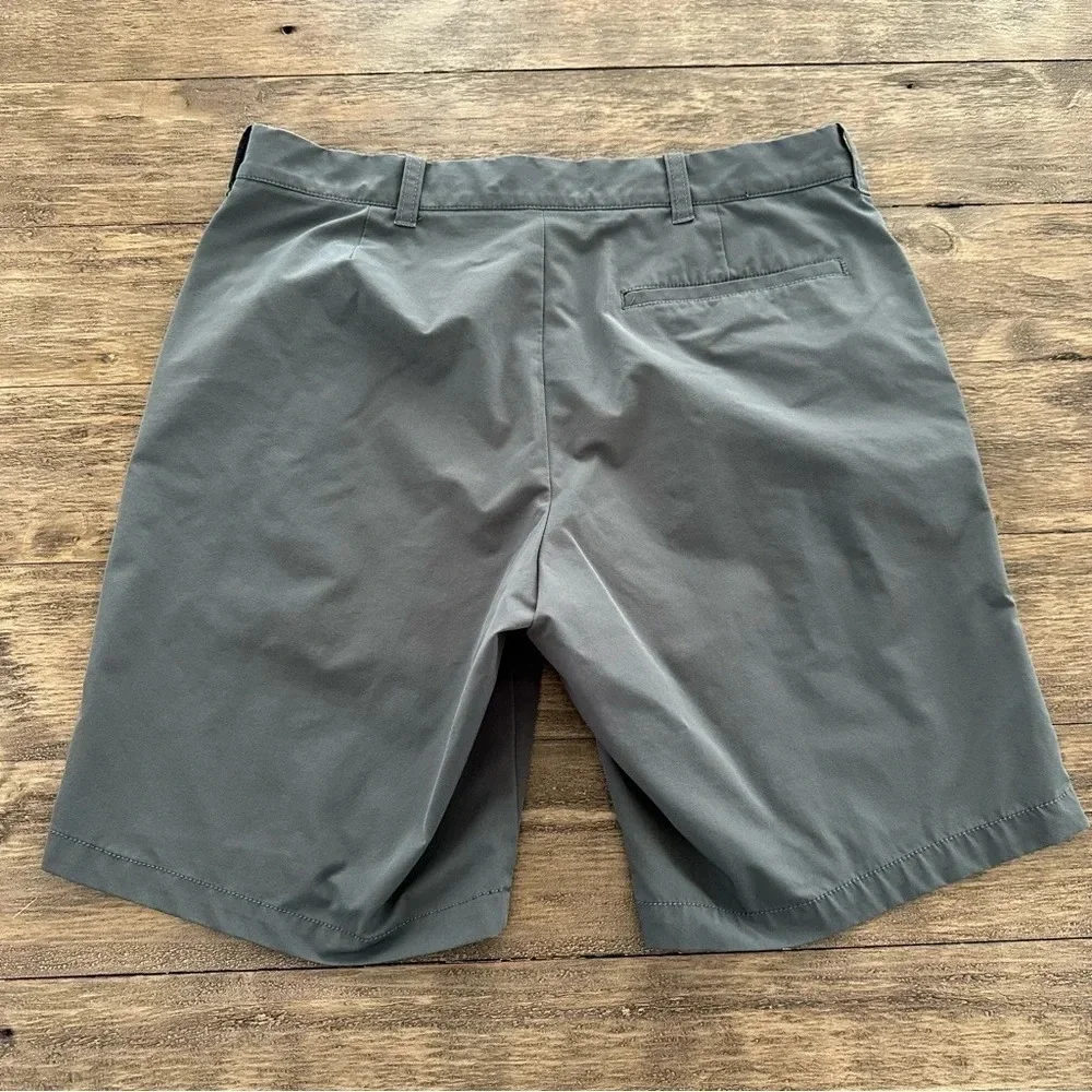 J. Crew Factory Mens 31” waist Gray 9” Inseam Shorts‎ AL096 Flat Front Stretch